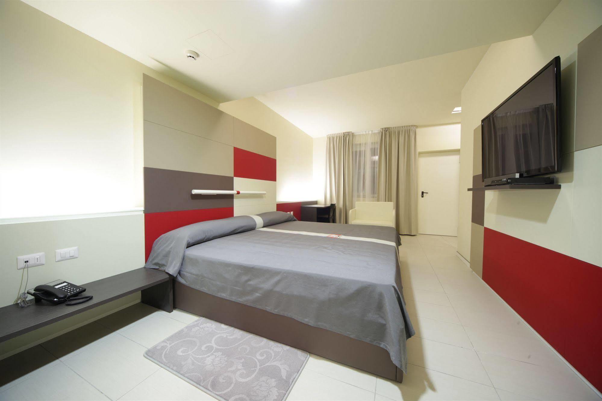 Motel Autosole Vip Castelnuovo Scrivia Buitenkant foto